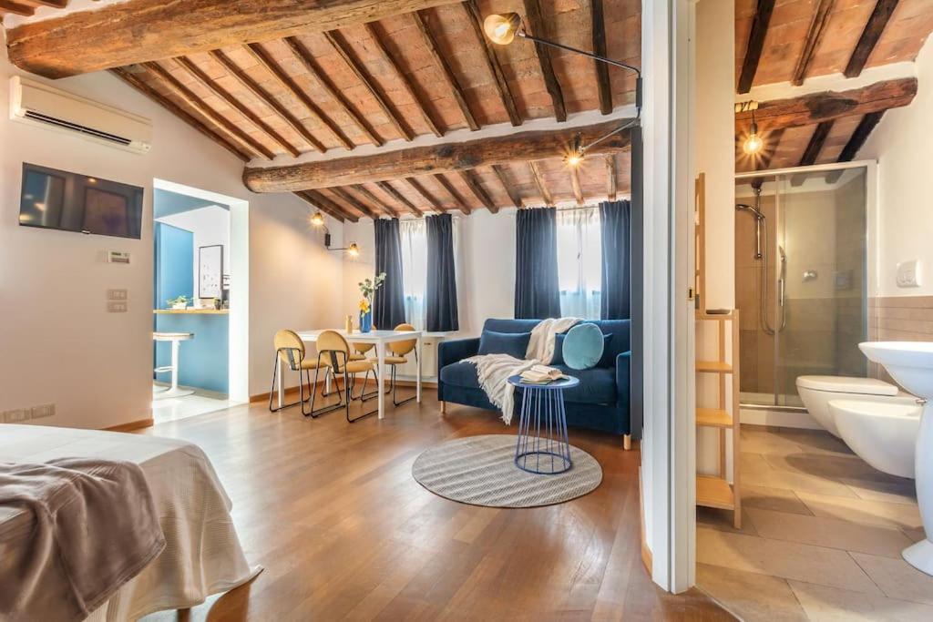 Mimosa- Loft Elegante Con Terrazza Nel Centro Di Siena Apartman Kültér fotó